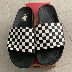 Vans sz 10 mens checkerboard slides.